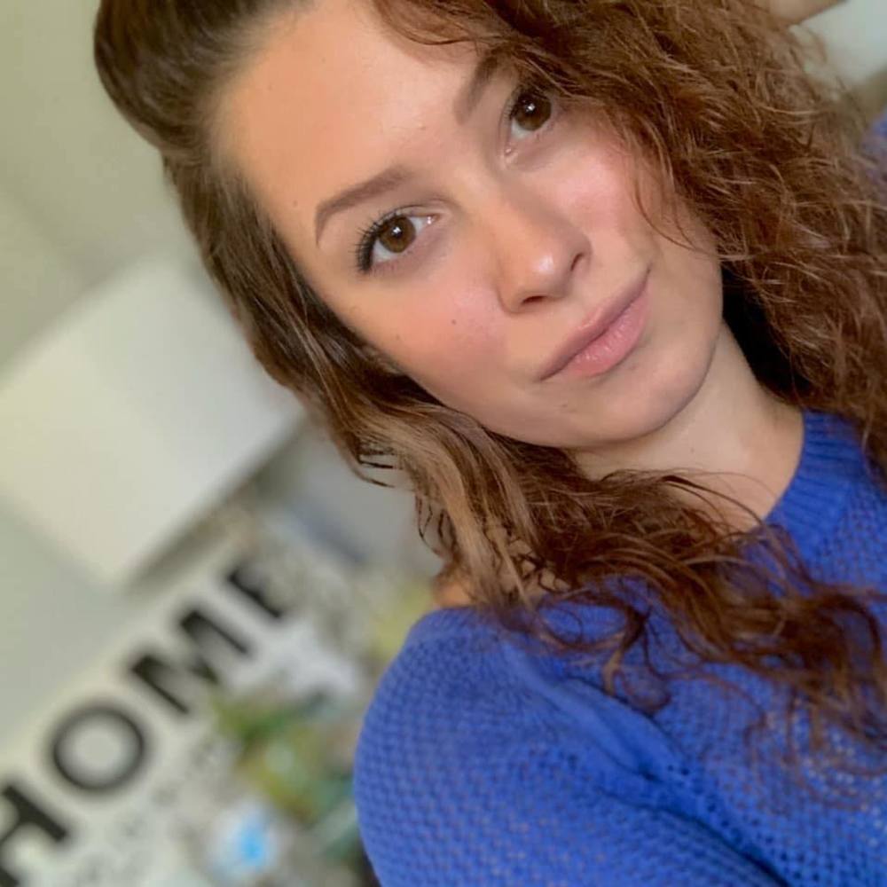 Meet your Posher, Stephanie